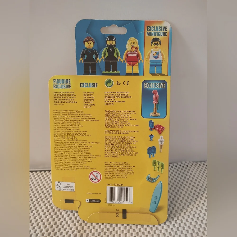 Lego 40344 Minifigures Summer Celebration Beach Day NWT Building Toy Set